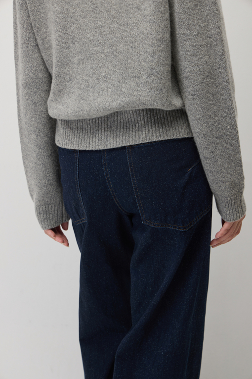 https://img.benettonmall.com/PARTS/KS/26F/SADP34661BL_MB_M4.jpg?cb=1793028892