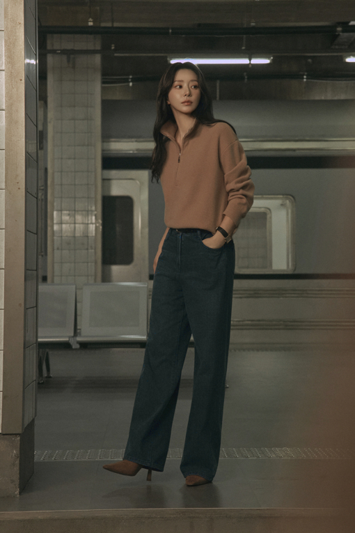 https://img.benettonmall.com/PARTS/KS/26F/SADP36661BL_MB_L0.jpg?cb=1793028892