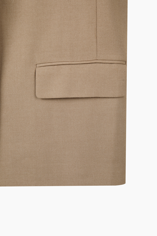 https://img.benettonmall.com/PARTS/KS/26F/SAJK31661BG_MB_D3.jpg?cb=1789983961