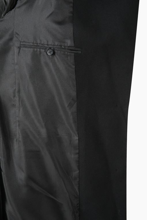 https://img.benettonmall.com/PARTS/KS/26F/SAJK31661BK_MB_D5.jpg?cb=1789983961
