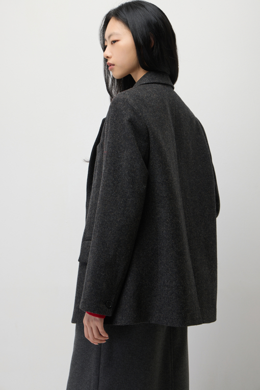 https://img.benettonmall.com/PARTS/KS/26F/SAJK32661CG_MB_M4.jpg?cb=1793028892