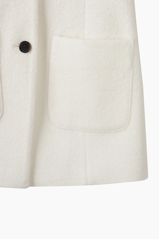 https://img.benettonmall.com/PARTS/KS/26F/SAJKE1661IV_MB_D14.jpg?cb=1787829942