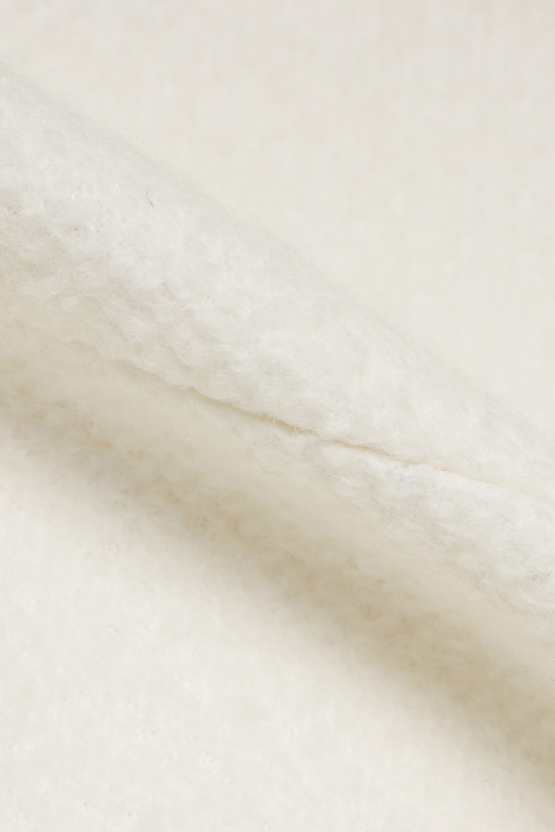 https://img.benettonmall.com/PARTS/KS/26F/SAJKE1661IV_MB_D16.jpg?cb=1787829942