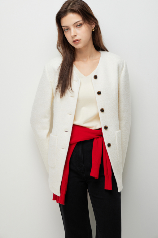 https://img.benettonmall.com/PARTS/KS/26F/SAJKE1661IV_MB_D4.jpg?cb=1787100377
