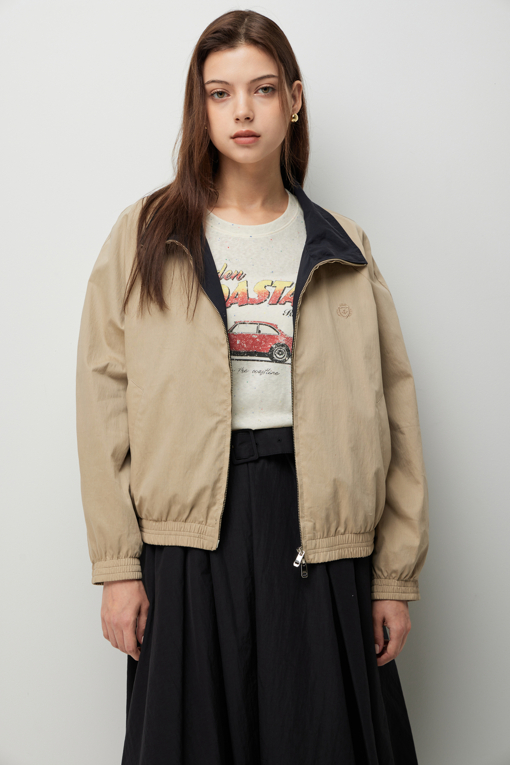 https://img.benettonmall.com/PARTS/KS/26F/SAJP01641BE_MB_D4.jpg?cb=1787100377
