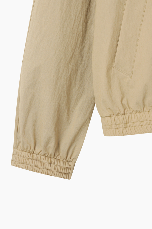 https://img.benettonmall.com/PARTS/KS/26F/SAJP01641BG_MB_D14.jpg?cb=1789410927