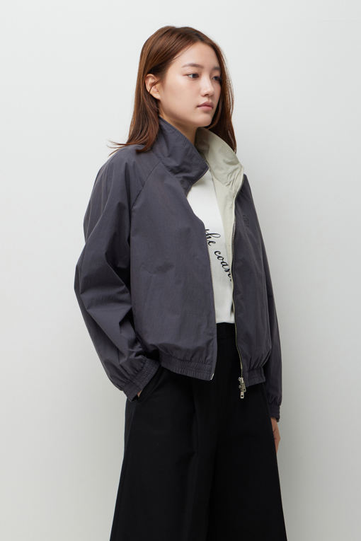 https://img.benettonmall.com/PARTS/KS/26F/SAJP01641DG_MB_D1.jpg?cb=1789410927