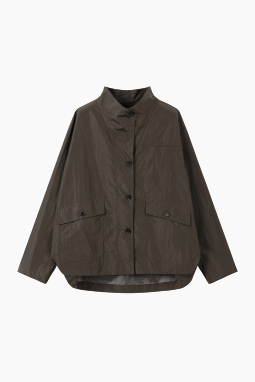 https://img.benettonmall.com/PARTS/KS/26F/SAJP03641DW_MB_D10.jpg?cb=1789410927