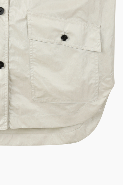 https://img.benettonmall.com/PARTS/KS/26F/SAJP03641IV_MB_D14.jpg?cb=1787829942