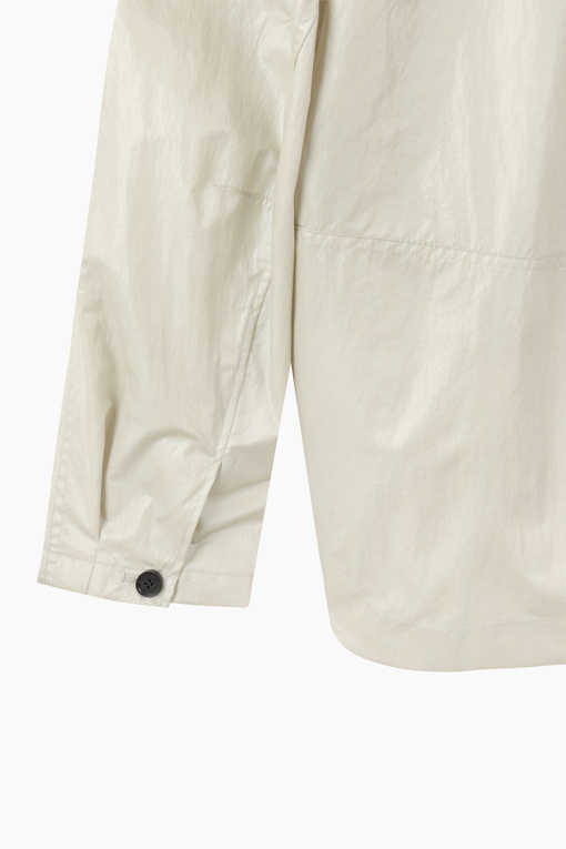 https://img.benettonmall.com/PARTS/KS/26F/SAJP03641IV_MB_D15.jpg?cb=1787829942