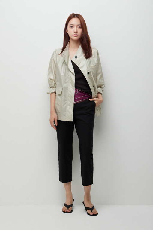 https://img.benettonmall.com/PARTS/KS/26F/SAJP03641IV_MB_D6.jpg?cb=1787829942