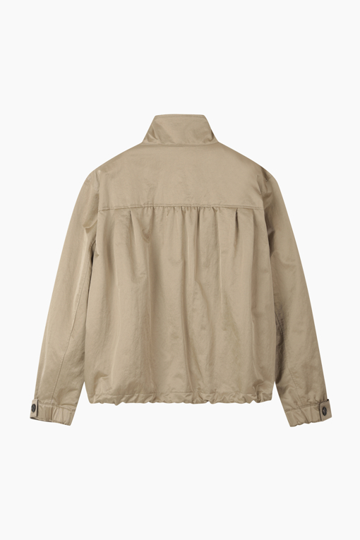 https://img.benettonmall.com/PARTS/KS/26F/SAJP05641BE_MB_D11.jpg?cb=1787100377