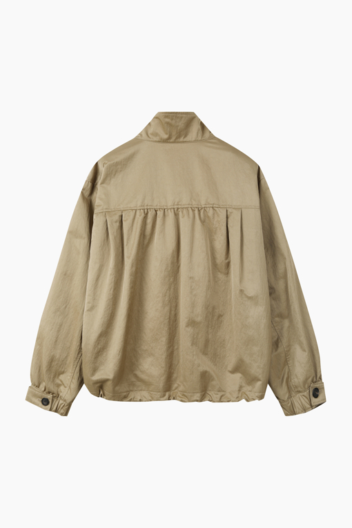 https://img.benettonmall.com/PARTS/KS/26F/SAJP05641BE_MB_D11.jpg?cb=1787829942