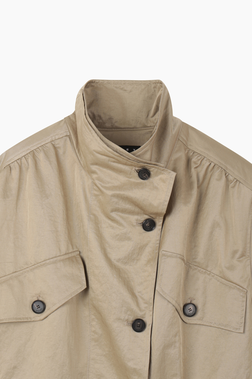 https://img.benettonmall.com/PARTS/KS/26F/SAJP05641BE_MB_D12.jpg?cb=1787100377