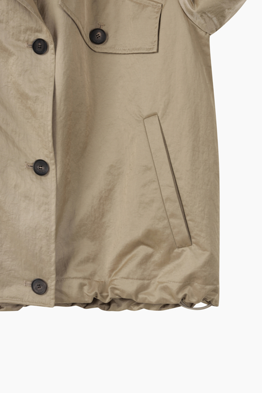 https://img.benettonmall.com/PARTS/KS/26F/SAJP05641BE_MB_D14.jpg?cb=1787100377