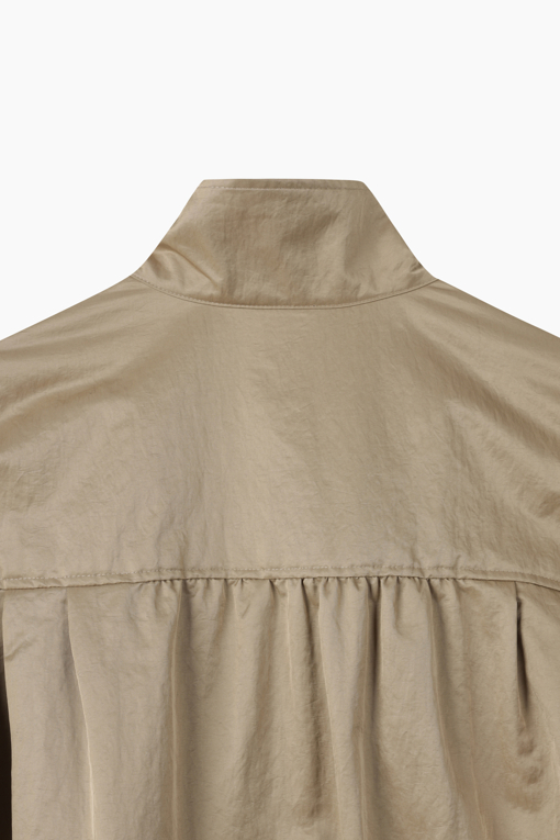 https://img.benettonmall.com/PARTS/KS/26F/SAJP05641BE_MB_D15.jpg?cb=1787100377