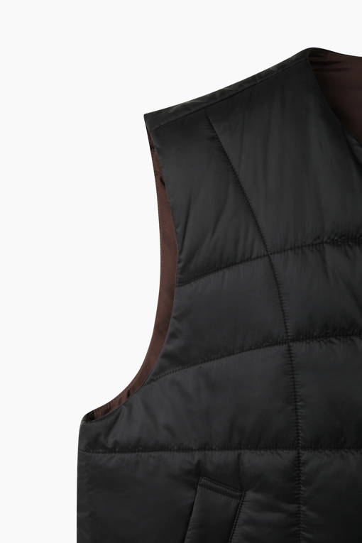 https://img.benettonmall.com/PARTS/KS/26F/SAJP31661BK_MB_D3.jpg?cb=1789983961