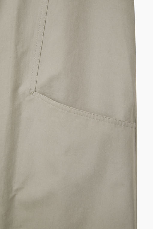 https://img.benettonmall.com/PARTS/KS/26F/SAJP32661BG_MB_D3.jpg?cb=1789983961