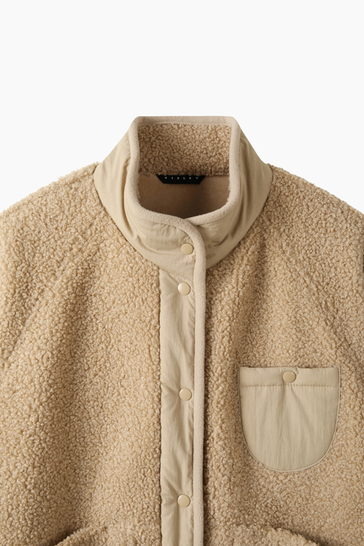 https://img.benettonmall.com/PARTS/KS/26F/SAJP37661BG_MB_D2.jpg?cb=1793028892