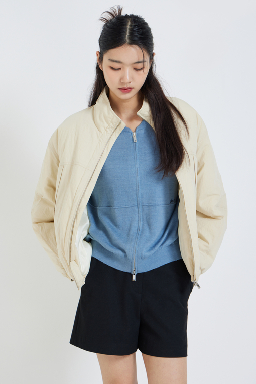 https://img.benettonmall.com/PARTS/KS/26F/SAJPE1661BE_MB_M4.jpg?cb=1792404559