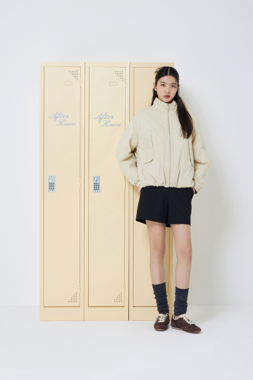 https://img.benettonmall.com/PARTS/KS/26F/SAJPE1661BE_MB_M7.jpg?cb=1792404559