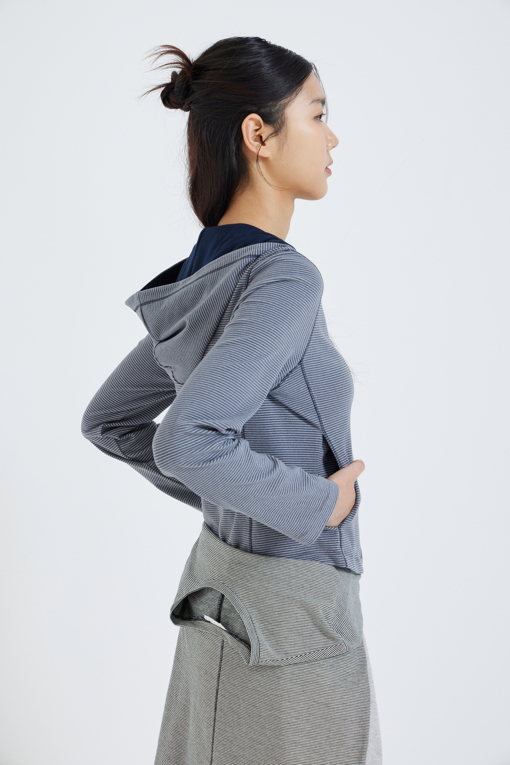https://img.benettonmall.com/PARTS/KS/26F/SAJPE5661GR_MB_M1.jpg?cb=1792404559