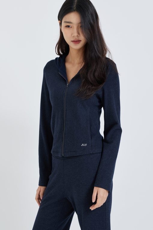 https://img.benettonmall.com/PARTS/KS/26F/SAJPE5661NY_MB_M3.jpg?cb=1792404559