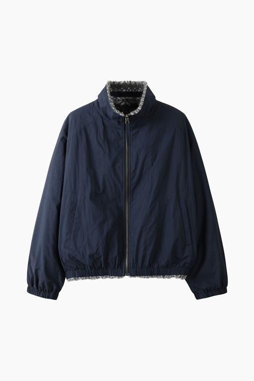 https://img.benettonmall.com/PARTS/KS/26F/SAJPE7661DG_MB_D5.jpg?cb=1792404559