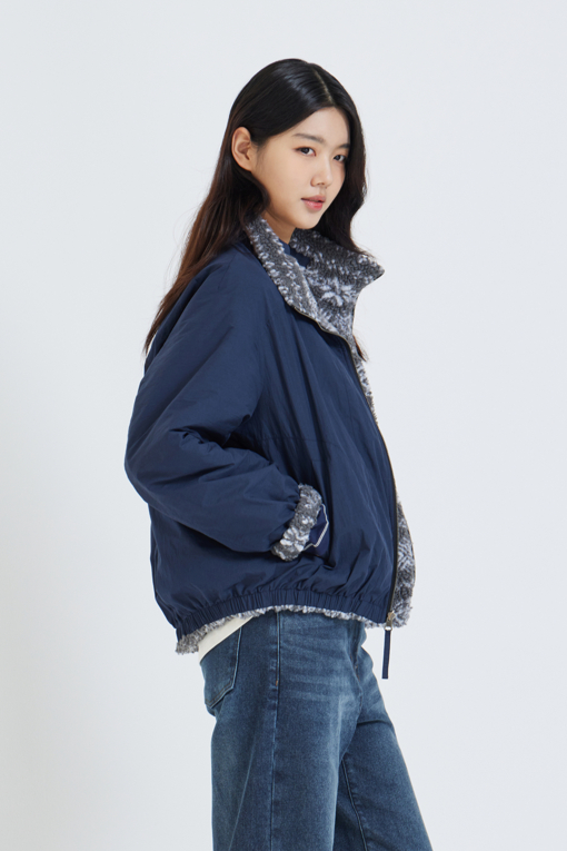 https://img.benettonmall.com/PARTS/KS/26F/SAJPE7661DG_MB_M1.jpg?cb=1792404559