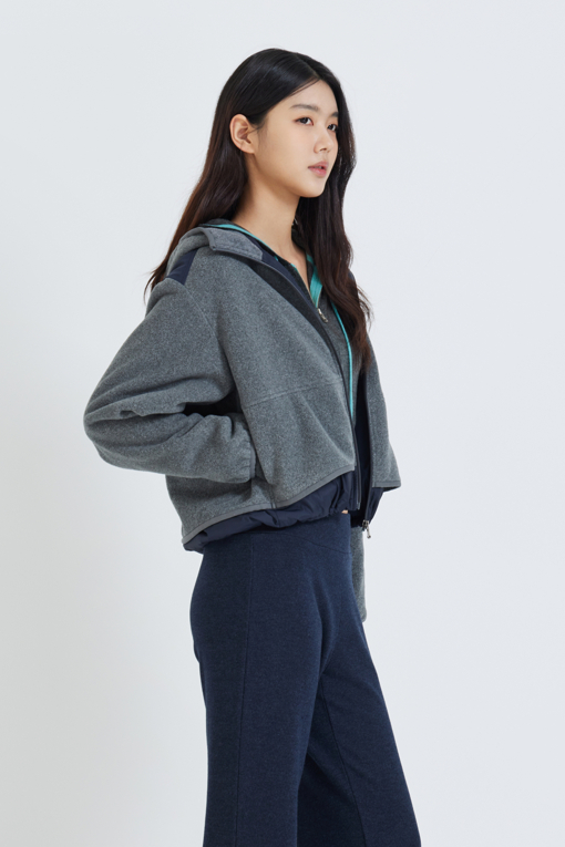 https://img.benettonmall.com/PARTS/KS/26F/SAJPE8661GR_MB_M1.jpg?cb=1792404559