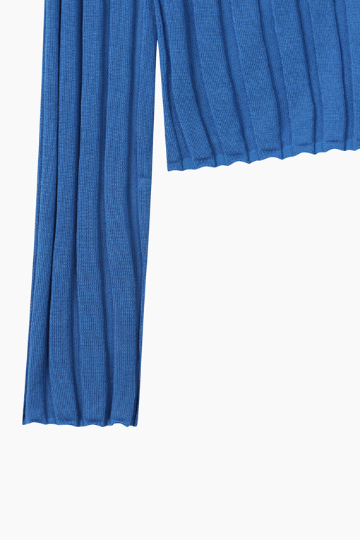 https://img.benettonmall.com/PARTS/KS/26F/SAKC02641BL_MB_D13.jpg?cb=1790808094