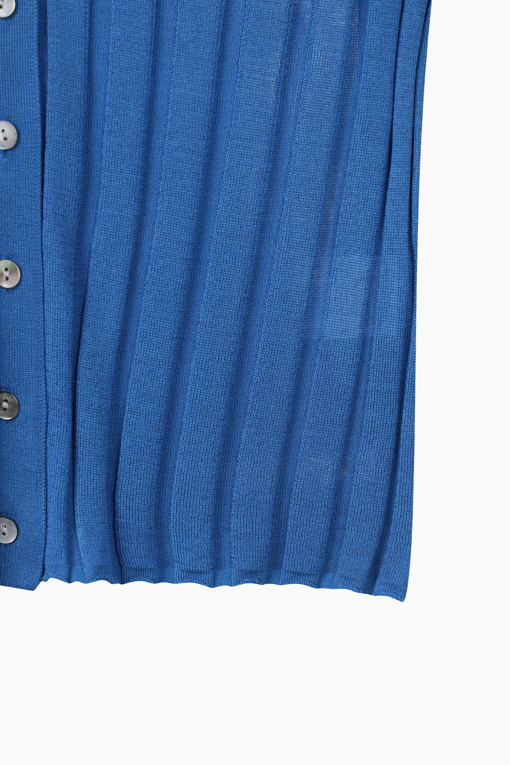 https://img.benettonmall.com/PARTS/KS/26F/SAKC02641BL_MB_D14.jpg?cb=1790808094
