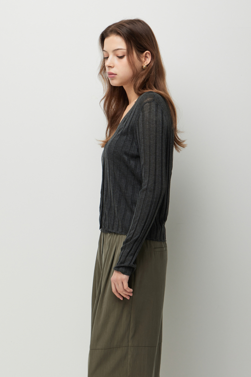 https://img.benettonmall.com/PARTS/KS/26F/SAKC02641CG_MB_D1.jpg?cb=1789983961
