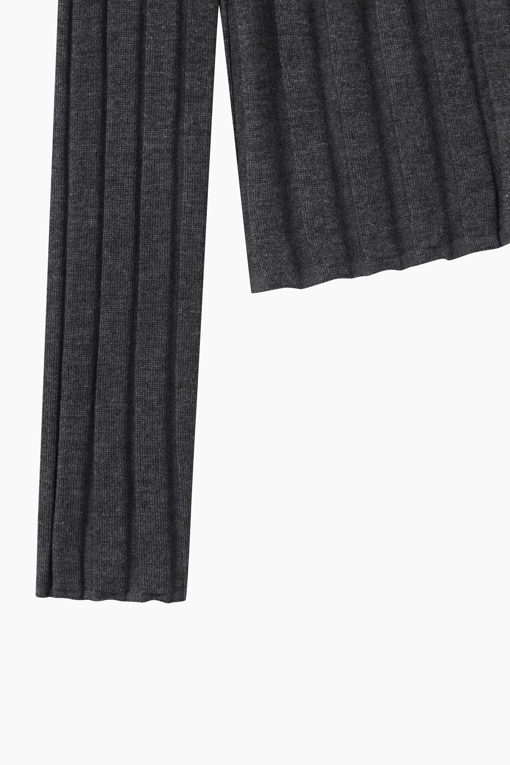 https://img.benettonmall.com/PARTS/KS/26F/SAKC02641CG_MB_D13.jpg?cb=1789983961