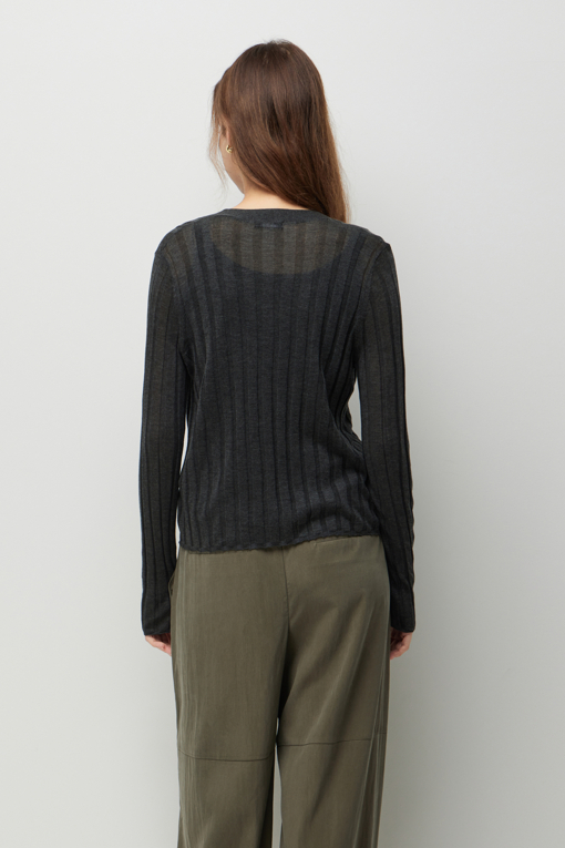 https://img.benettonmall.com/PARTS/KS/26F/SAKC02641CG_MB_D2.jpg?cb=1789983961