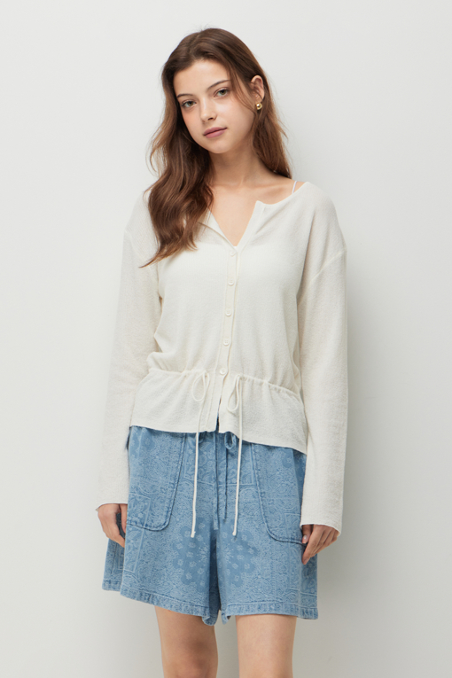 https://img.benettonmall.com/PARTS/KS/26F/SAKC03641IV_MB_D0.jpg?cb=1789410927