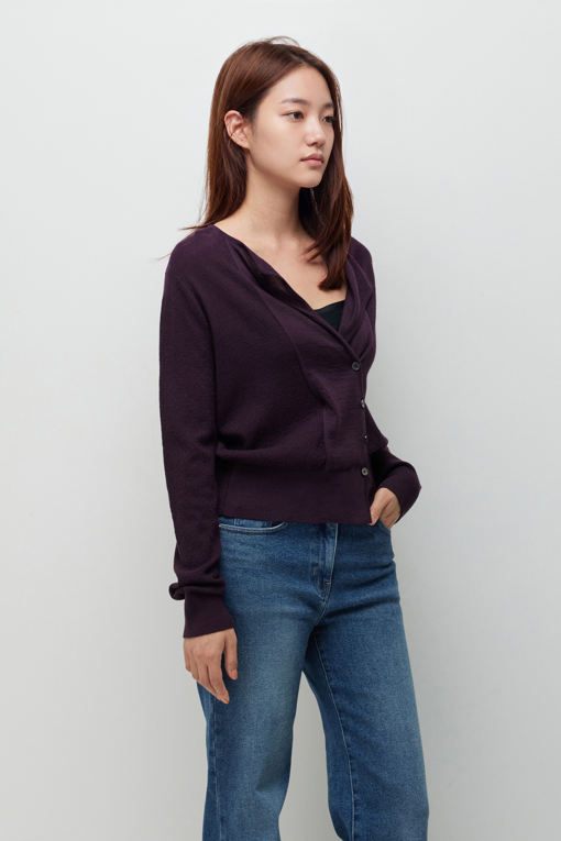 https://img.benettonmall.com/PARTS/KS/26F/SAKC05641WI_MB_D1.jpg?cb=1789410927