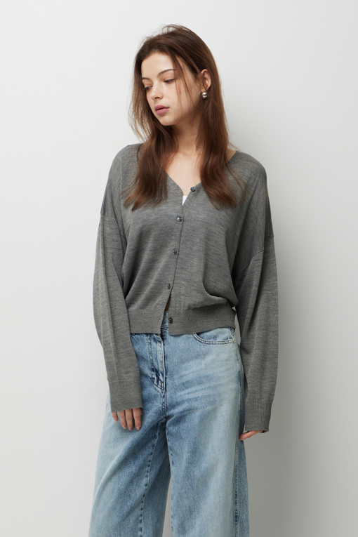 https://img.benettonmall.com/PARTS/KS/26F/SAKC07641GR_MB_D1.jpg?cb=1789410927