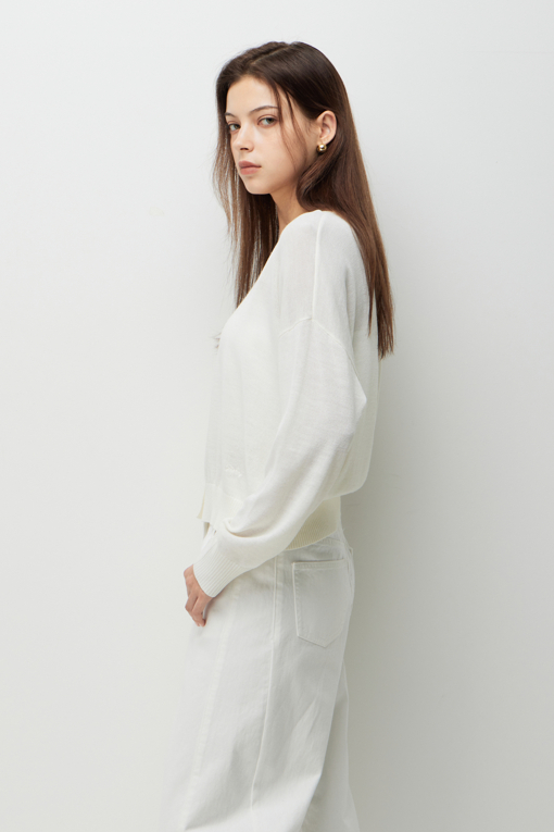 https://img.benettonmall.com/PARTS/KS/26F/SAKC07641IV_MB_D1.jpg?cb=1789410927