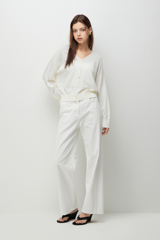 https://img.benettonmall.com/PARTS/KS/26F/SAKC07641IV_MB_D5.jpg?cb=1789410927