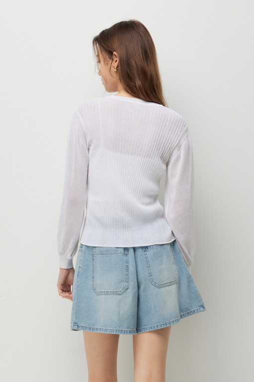 https://img.benettonmall.com/PARTS/KS/26F/SAKC08641WH_MB_D2.jpg?cb=1789410927