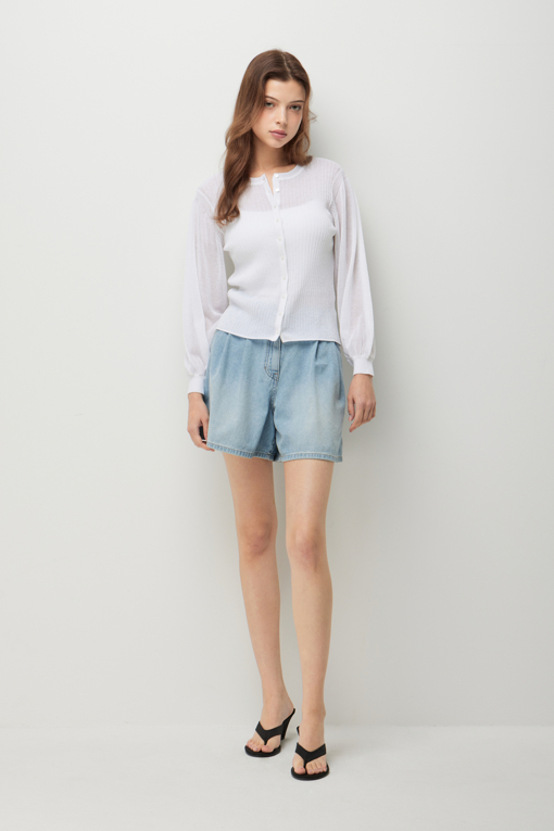 https://img.benettonmall.com/PARTS/KS/26F/SAKC08641WH_MB_D5.jpg?cb=1789410927