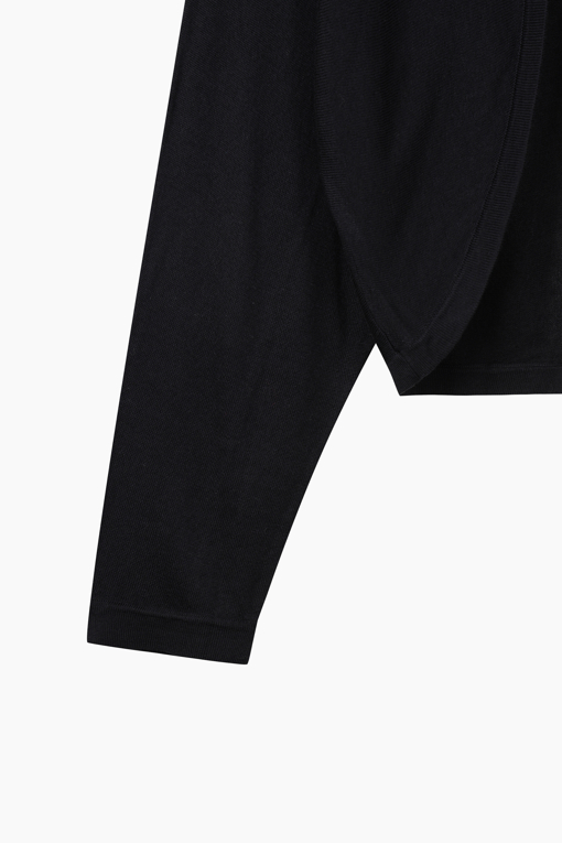 https://img.benettonmall.com/PARTS/KS/26F/SAKC09641BK_MB_D13.jpg?cb=1789410927