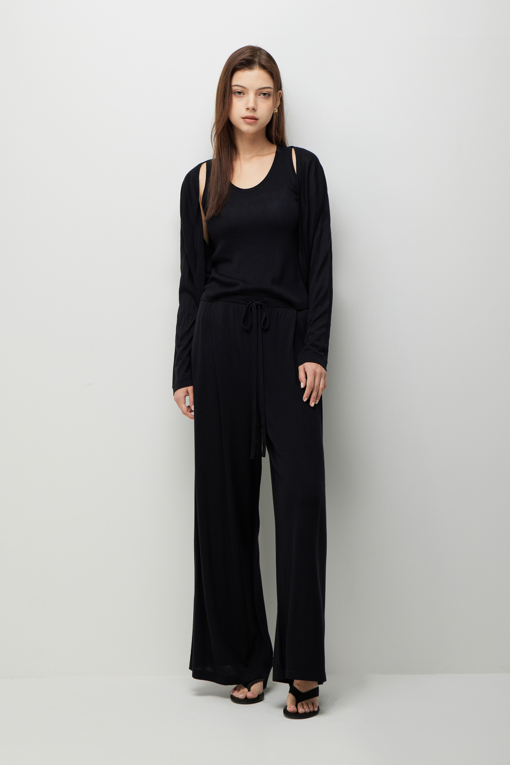 https://img.benettonmall.com/PARTS/KS/26F/SAKC09641BK_MB_D6.jpg?cb=1789410927