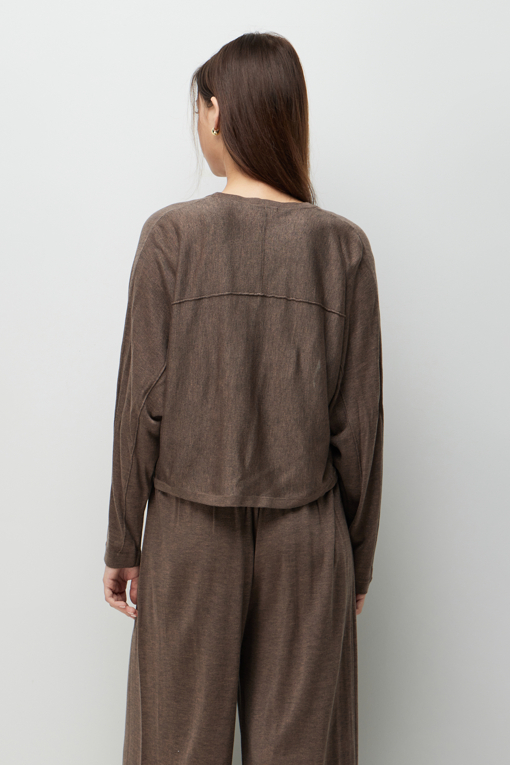 https://img.benettonmall.com/PARTS/KS/26F/SAKC09641BR_MB_D2.jpg?cb=1789410927