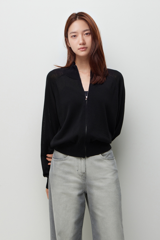 https://img.benettonmall.com/PARTS/KS/26F/SAKC10641BK_MB_D0.jpg?cb=1789410927