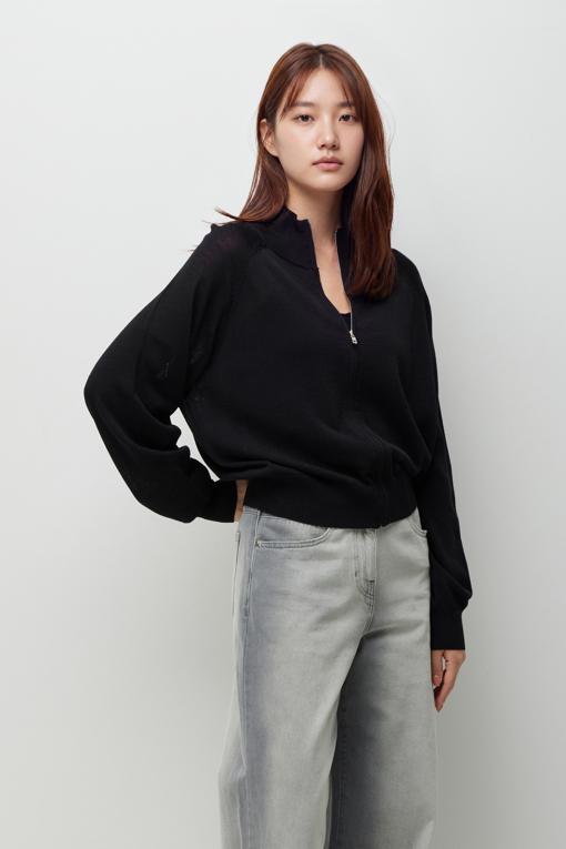 https://img.benettonmall.com/PARTS/KS/26F/SAKC10641BK_MB_D1.jpg?cb=1789410927