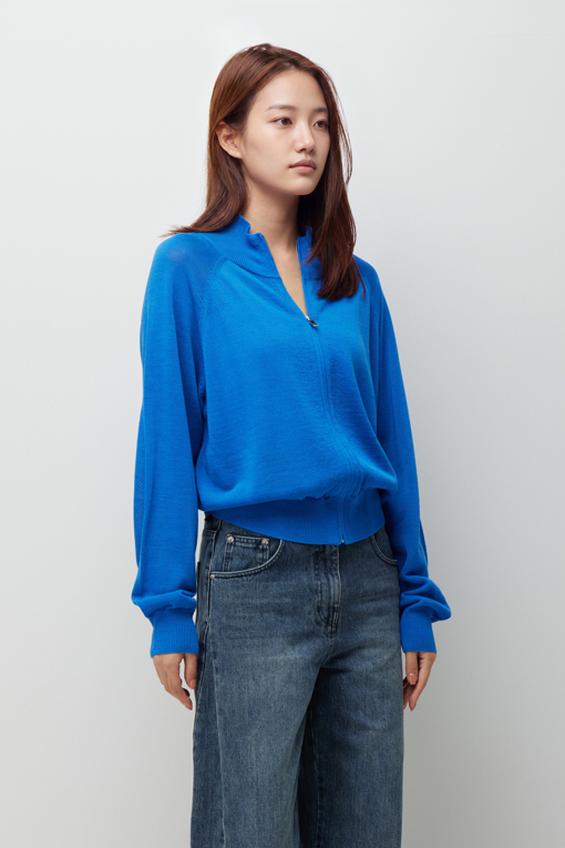 https://img.benettonmall.com/PARTS/KS/26F/SAKC10641BL_MB_D1.jpg?cb=1789410927