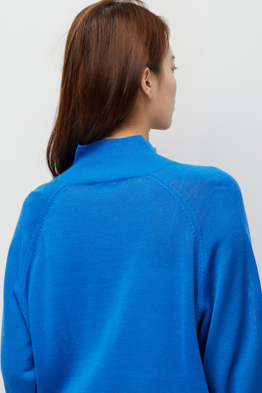 https://img.benettonmall.com/PARTS/KS/26F/SAKC10641BL_MB_D4.jpg?cb=1789410927