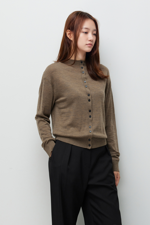 https://img.benettonmall.com/PARTS/KS/26F/SAKC31661MW_MB_M1.jpg?cb=1789983961